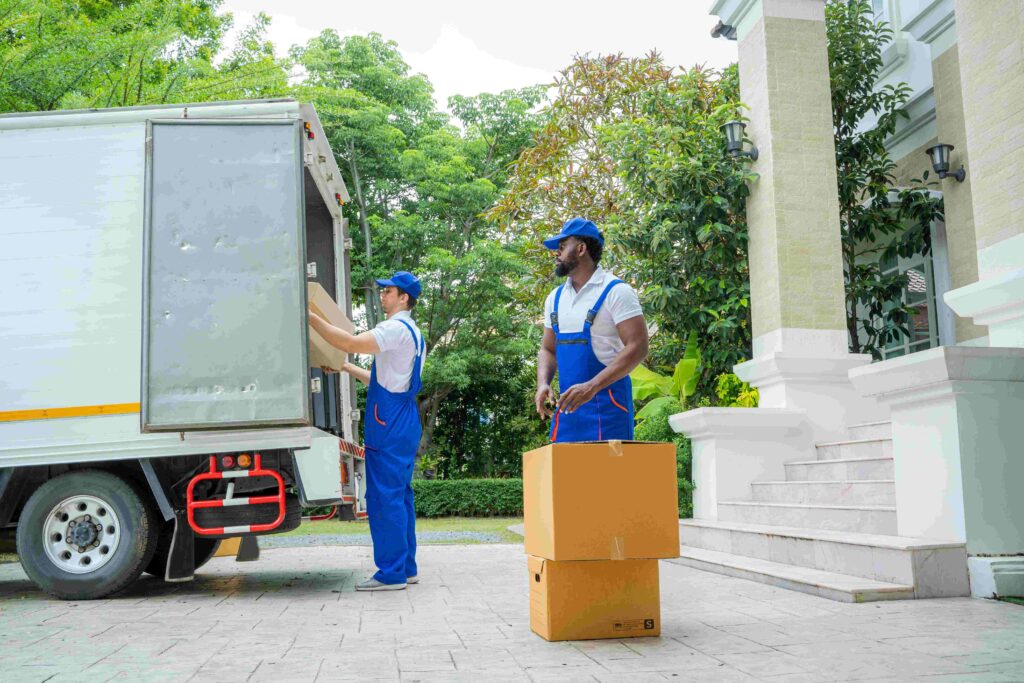 moving storage and packing services at palm beach county by local movers